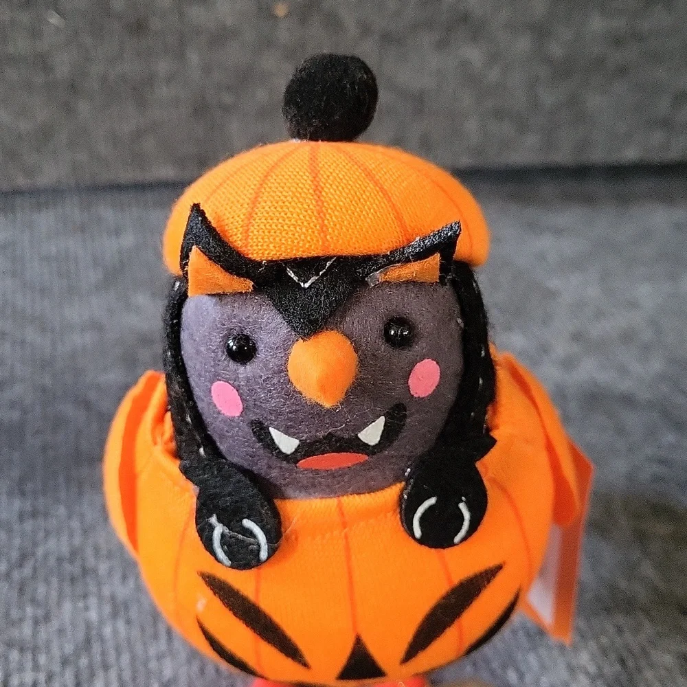 Target Hyde & Eek 2024 Halloween PUMPKIN Bird NEW WITH TAGS